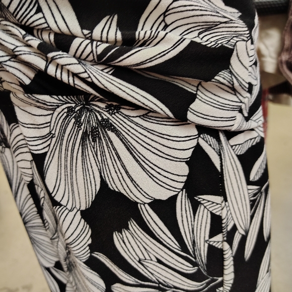 Alchemy Thread floral jumpsuit 2x - Picture 5 of 8